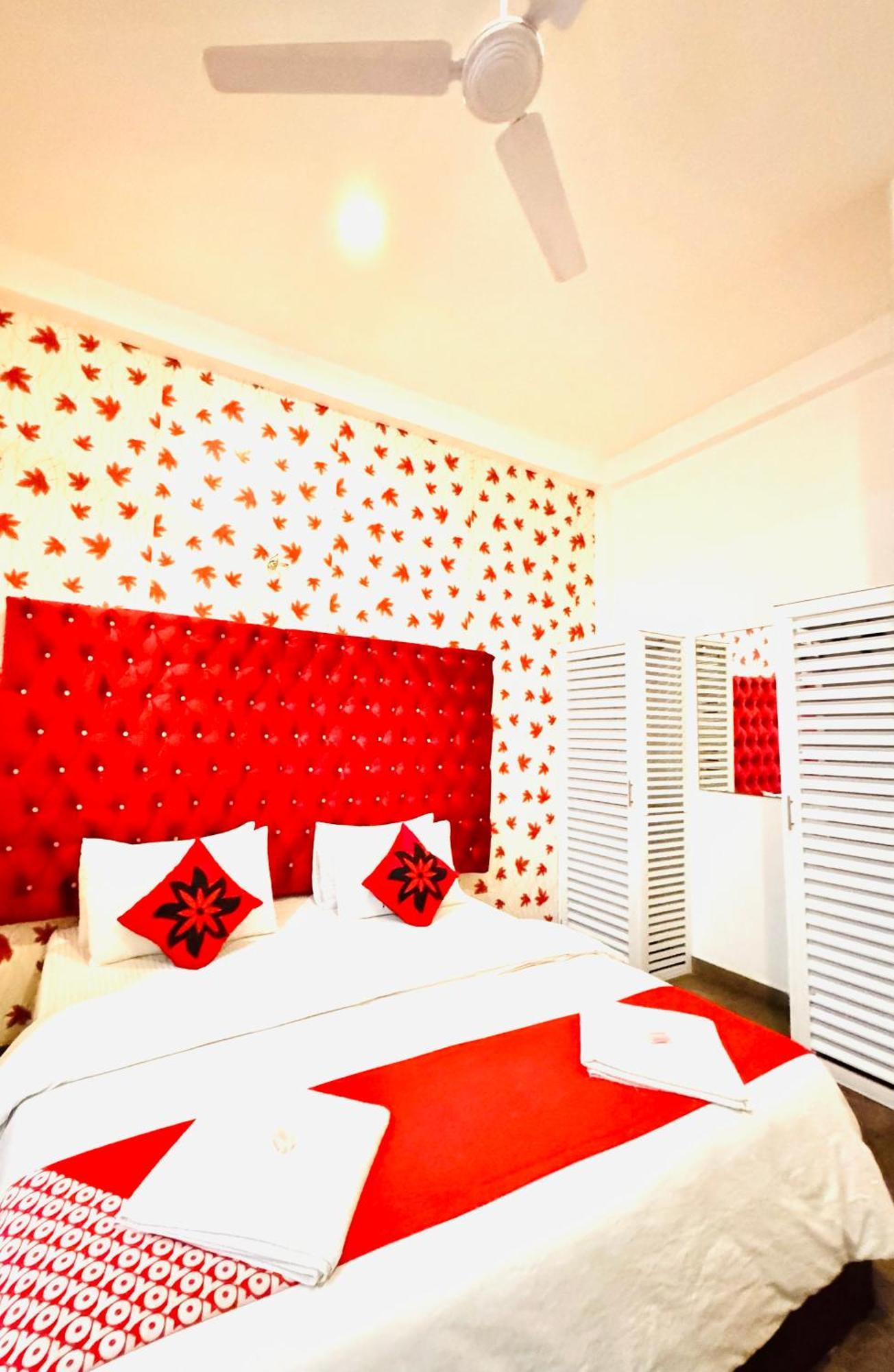 Airport Transit Kings Hotel Katunayake Exterior photo